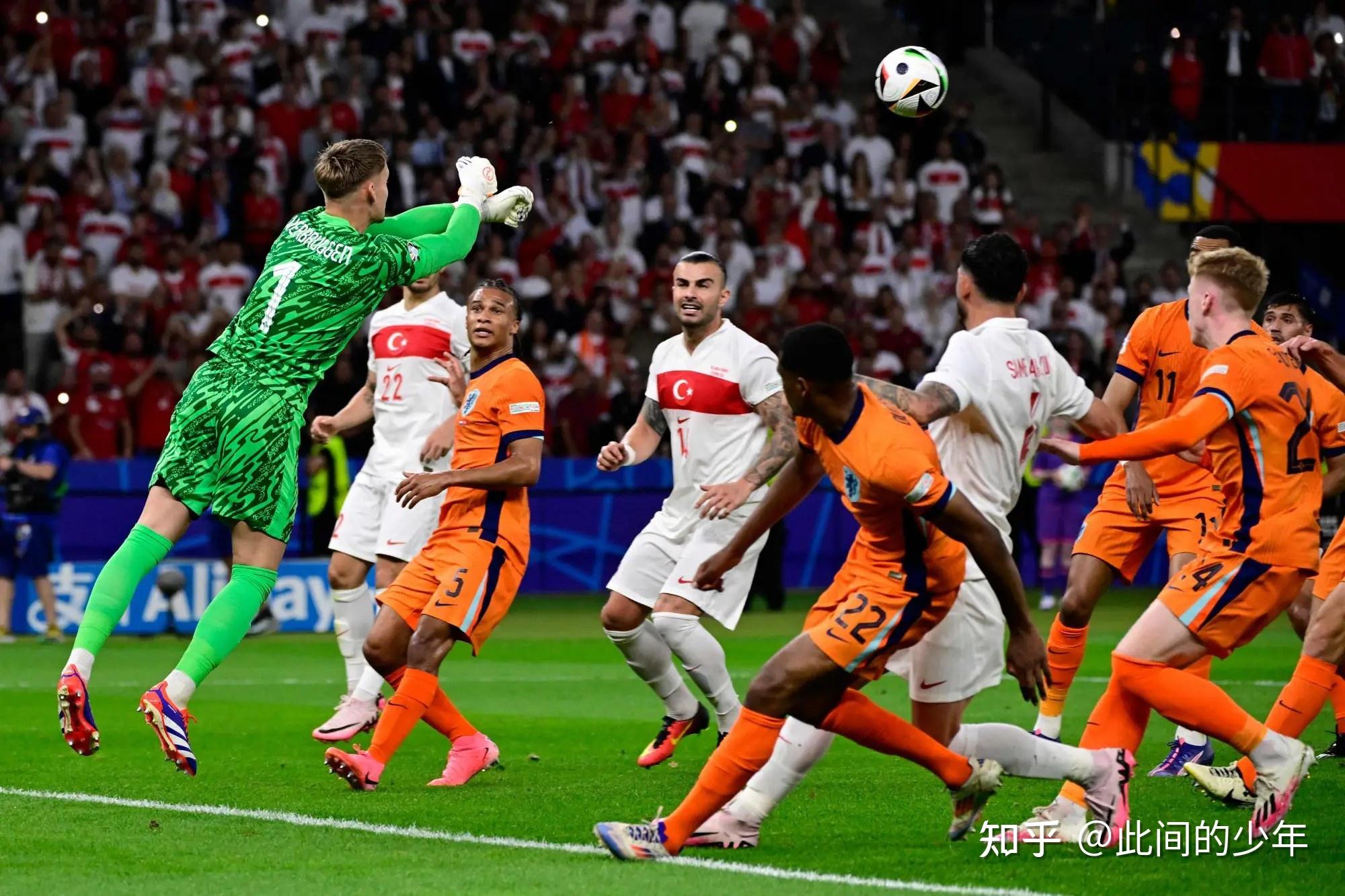 荷兰翻盘土耳其,姆巴佩关键制胜的简单介绍 荷兰翻盘土耳其,姆巴佩关键制胜的简单介绍